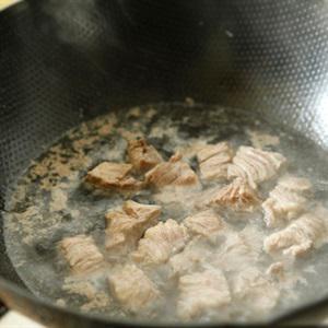 Cách làm canh nấm thịt bò