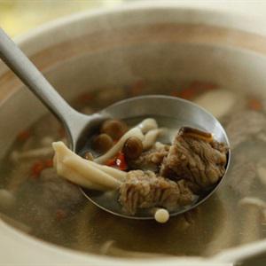 Cách làm canh nấm thịt bò
