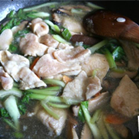 Cách làm canh nấm thịt gà