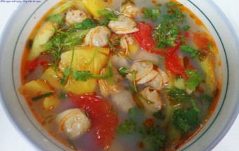 Canh ngao nấu dứa ngọt mát ngày hè