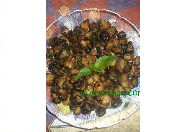 Canh ốc, chuối, đậu ngon