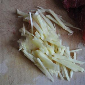 Cách làm canh rau cải thịt bò