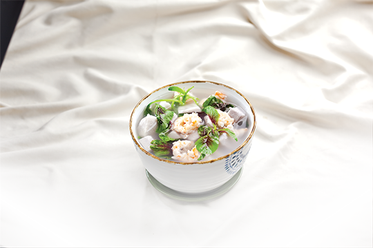 Canh rau dền khoai sọ