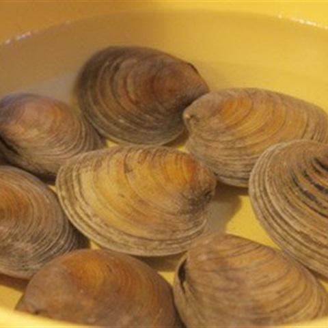 Cách làm canh rau muống nấu nghêu