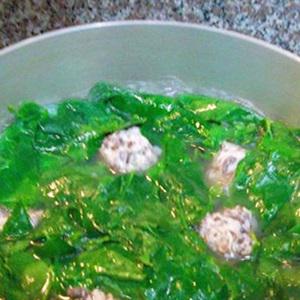 Cách làm canh rau ngót nấu giò viên