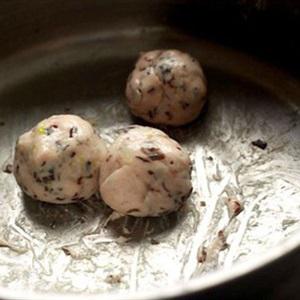 Cách làm canh rau ngót nấu mọc