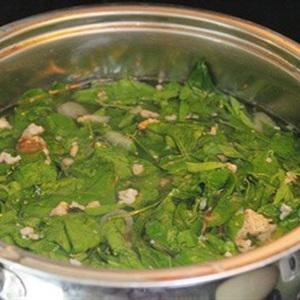 Cách làm canh rau ngót nấu tôm thịt
