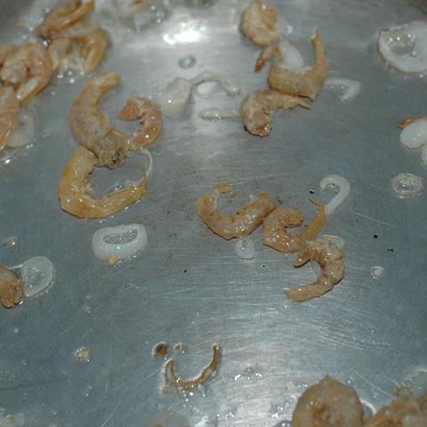 Cách làm canh rau ngót nấu tôm