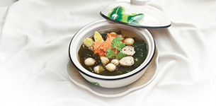 Canh rong biển hạt sen