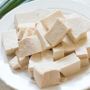 Cách làm canh rong biển nấu đậu hũ