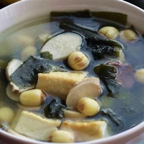 Cách làm canh rong biển nấu nấm