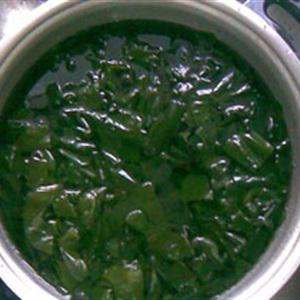 Cách làm canh rong biển nấu thịt bò