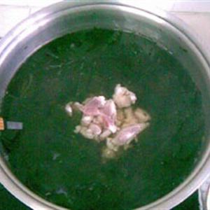 Cách làm canh rong biển nấu thịt bò