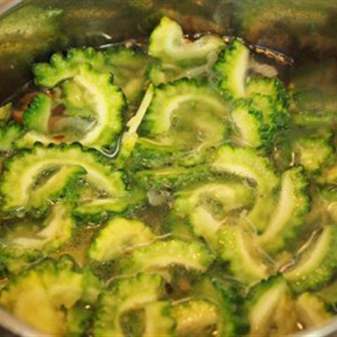 Cách làm canh sườn khổ qua