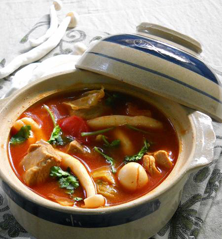 Canh sườn nấu nấm