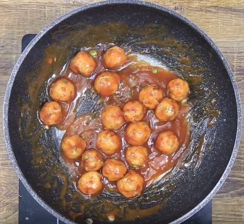 Canh sườn non củ cải thơm ngon bổ dưỡng, đậm đà khó quên