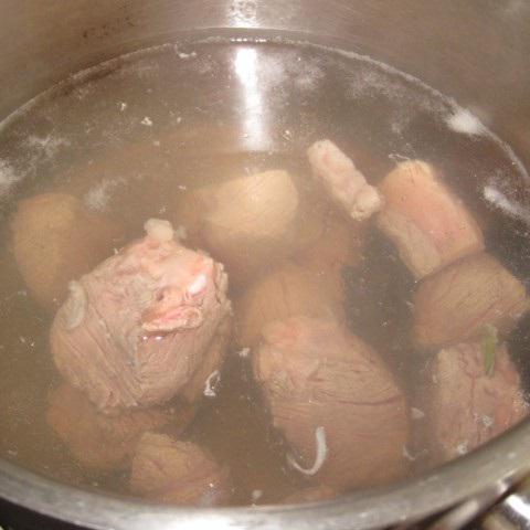 Cách làm canh thịt bò