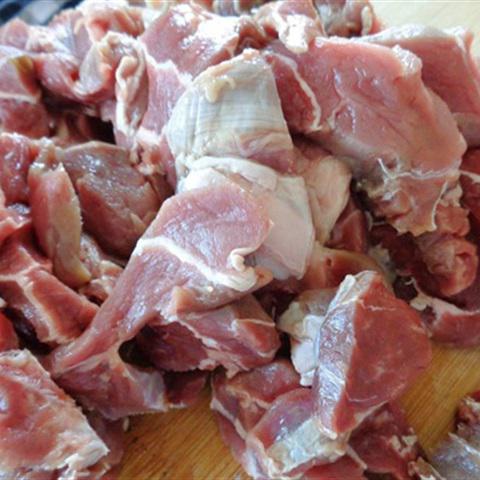 Cách làm canh thịt bò hầm cà chua