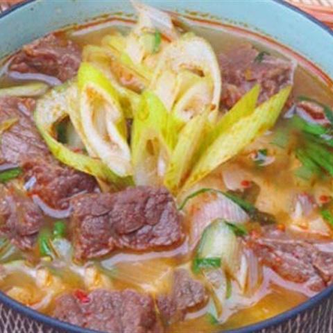 Cách làm canh thịt bò kim chi