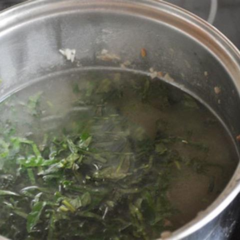 Cách làm canh thịt bò lá lốt