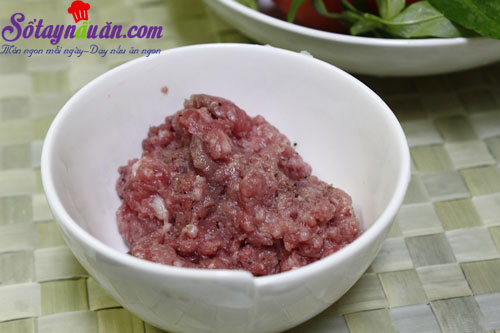 Canh thịt bò nấu cà chua giàu dinh dưỡng