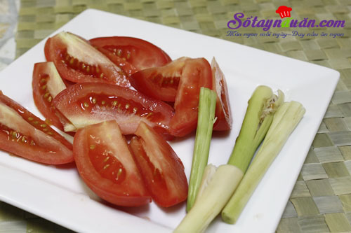 Canh thịt bò nấu cà chua giàu dinh dưỡng