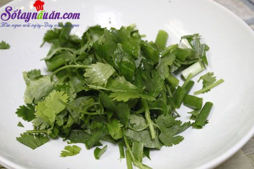 Canh thịt bò nấu cà chua giàu dinh dưỡng