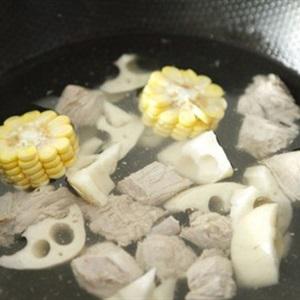 Cách làm canh thịt bò rau củ