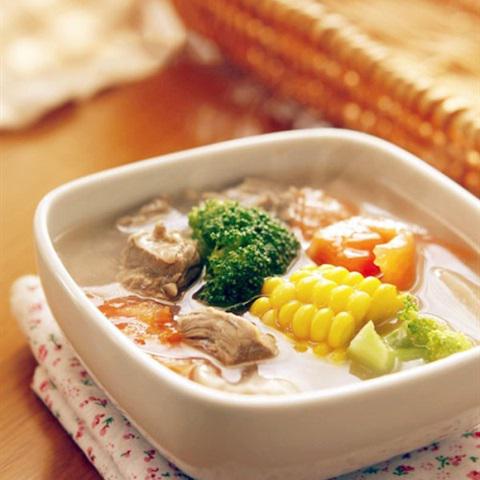 Cách làm canh thịt bò rau củ
