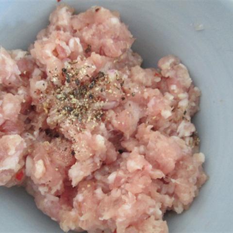 Cách làm canh thịt viên khoai tây