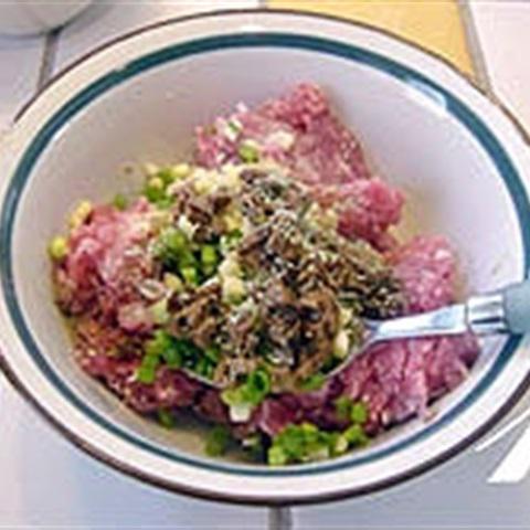 Cách làm canh thịt viên nấu chua