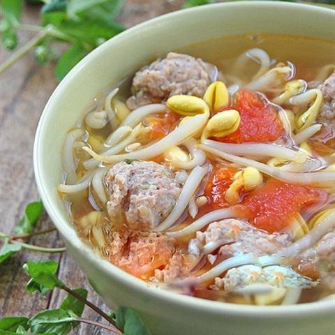 Cách làm canh thịt viên nấu chua