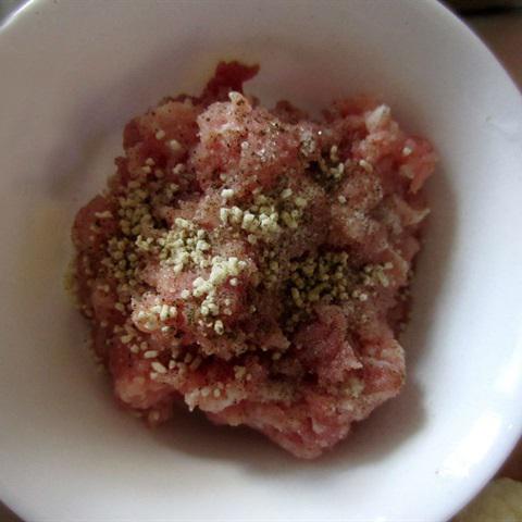 Cách làm canh thịt viên rau củ