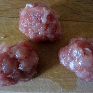 Cách làm canh thịt viên rau củ