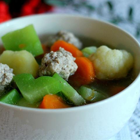 Cách làm canh thịt viên rau củ