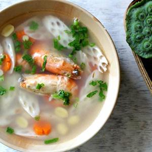 Cách làm canh tôm nấu củ sen