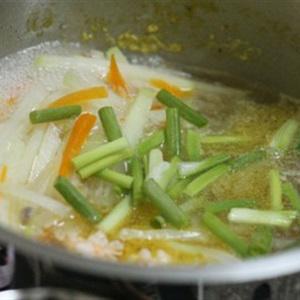 Cách làm canh tôm nấu su hào