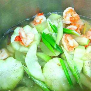 Cách làm canh trái bầu nấu tôm tươi