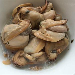 Cách làm canh trai nấu lá lốt xương xông