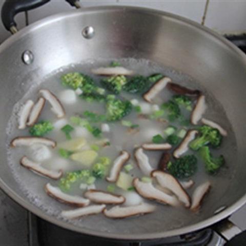 Cách làm canh trứng cút