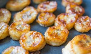 Canh tương  Doenjangjjigae Hàn Quốc cay cay thơm ngon bất ngờ