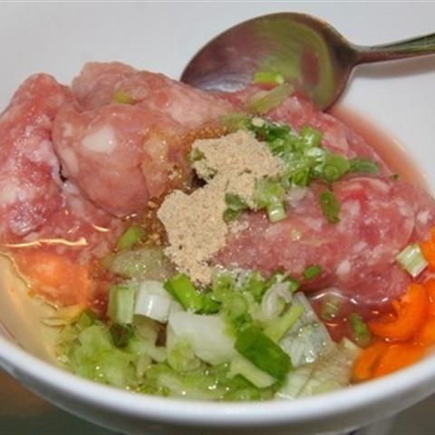 Cách làm canh xà lách xoong nấu thịt xay