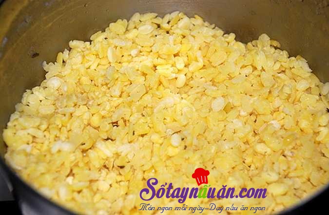 Canh xương bí đỏ