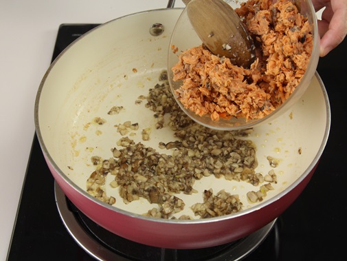 Càri rau củ Thái chính tông ngon đúng vị