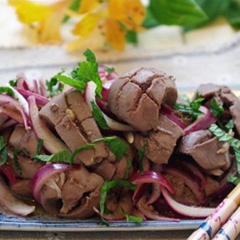 Cách làm cật heo xào hành tây