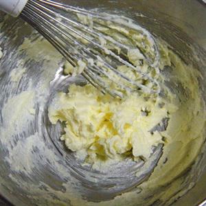 Cách làm cây thông Noel từ bánh cookie trà xanh