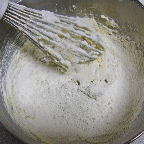 Cách làm cây thông Noel từ bánh cookie trà xanh