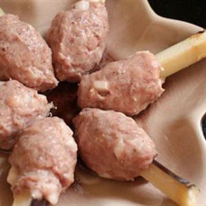 Cách làm chạo bò chiên quấn mía