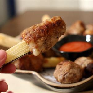 Cách làm chạo bò chiên quấn mía