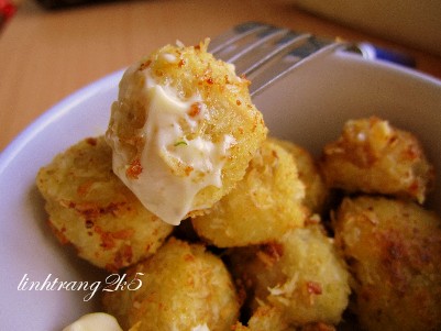 Chả cá bọc vụn dừa chiên